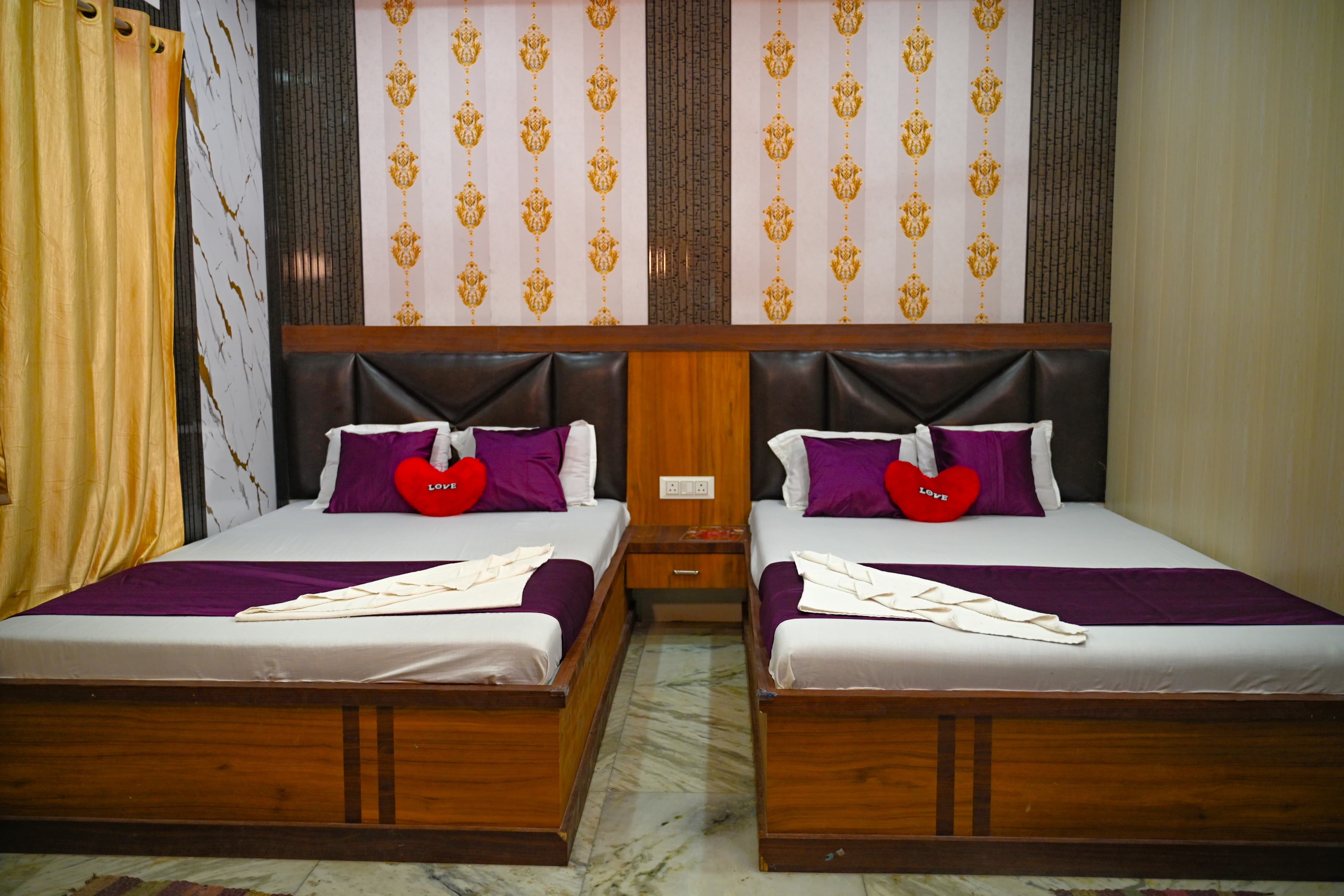Four Beded Delux Room 