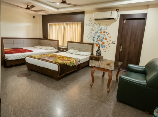 Executive opera four