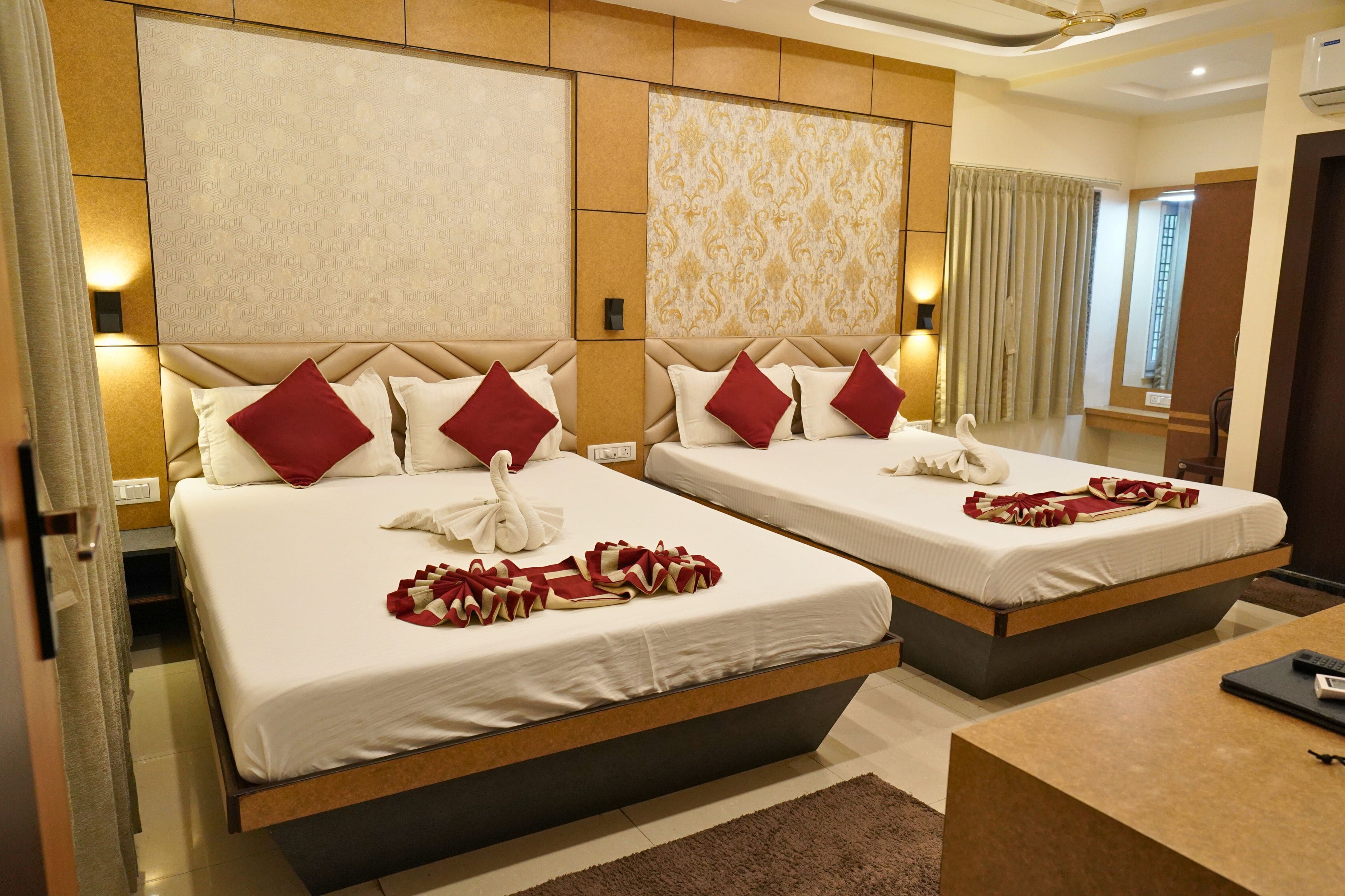 Royel Four Bed Family Ac Room